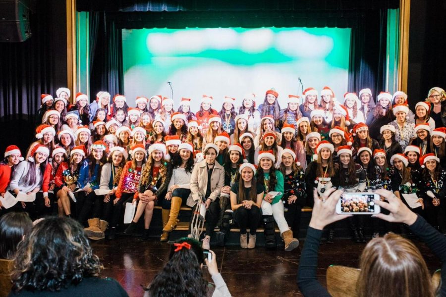 Class of 2018 Seniors at their Christmas Assembly. Photo courtesy of Alejandra Saldaña. 