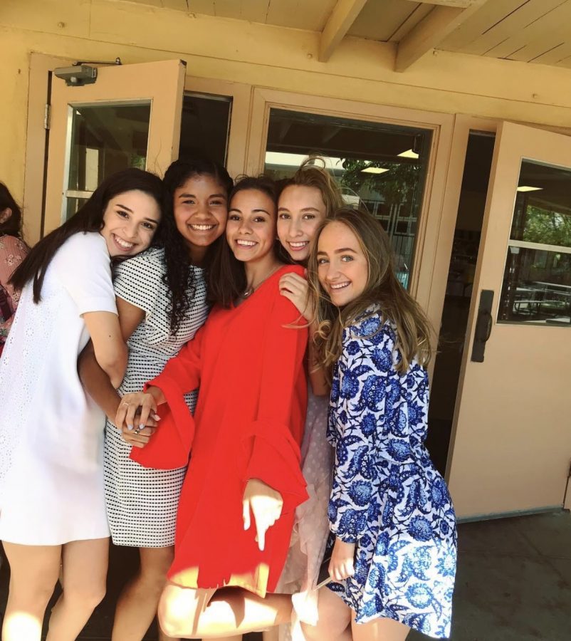 Girls+from+Loretto+Acadaemy%E2%80%99s+graduating+class+of+2019+show+some+big+smiles+after+receiving+their+rings.+Experiencing+their+junior+year+Ring+Rose+together+through+sisterhood.+