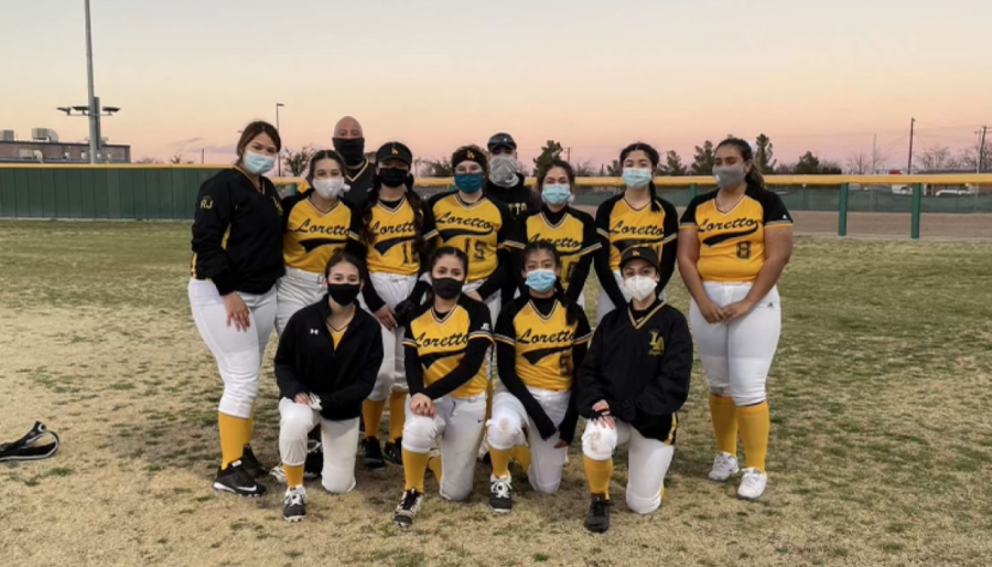 The team takes a group picture after one of their games with big smiles under their masks. Buendia reminds us that teamwork is very important and anything is possible with a good support system. 