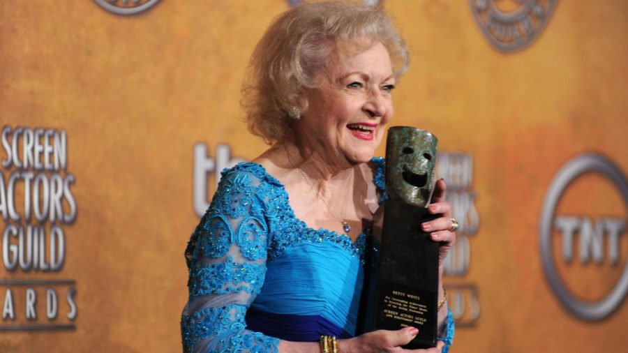 Betty White winning the Lifetime Achievement Award in 2010. Her legacy will live on long after her passing.
